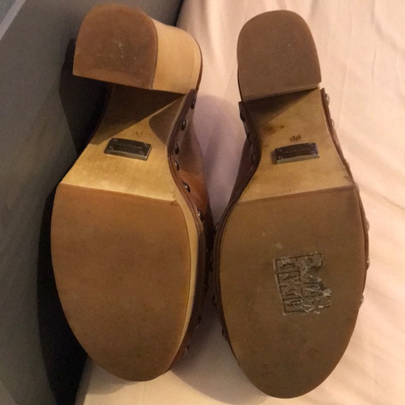 COPY - Michael Kors Perri Runway Platform Clog - Picture 4 of 5